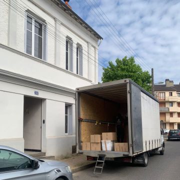 STANLEY TRANSPORTES - Seixal - Limpeza de Escritório (Recorrente)