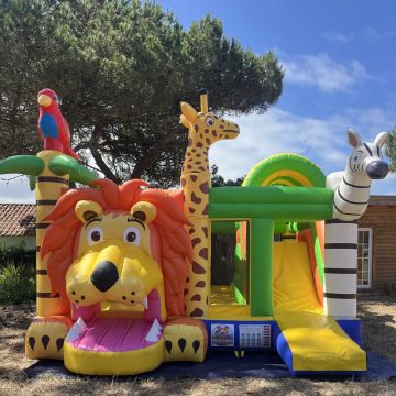 Mega Saltos - Cascais - Moon Bounce mieten