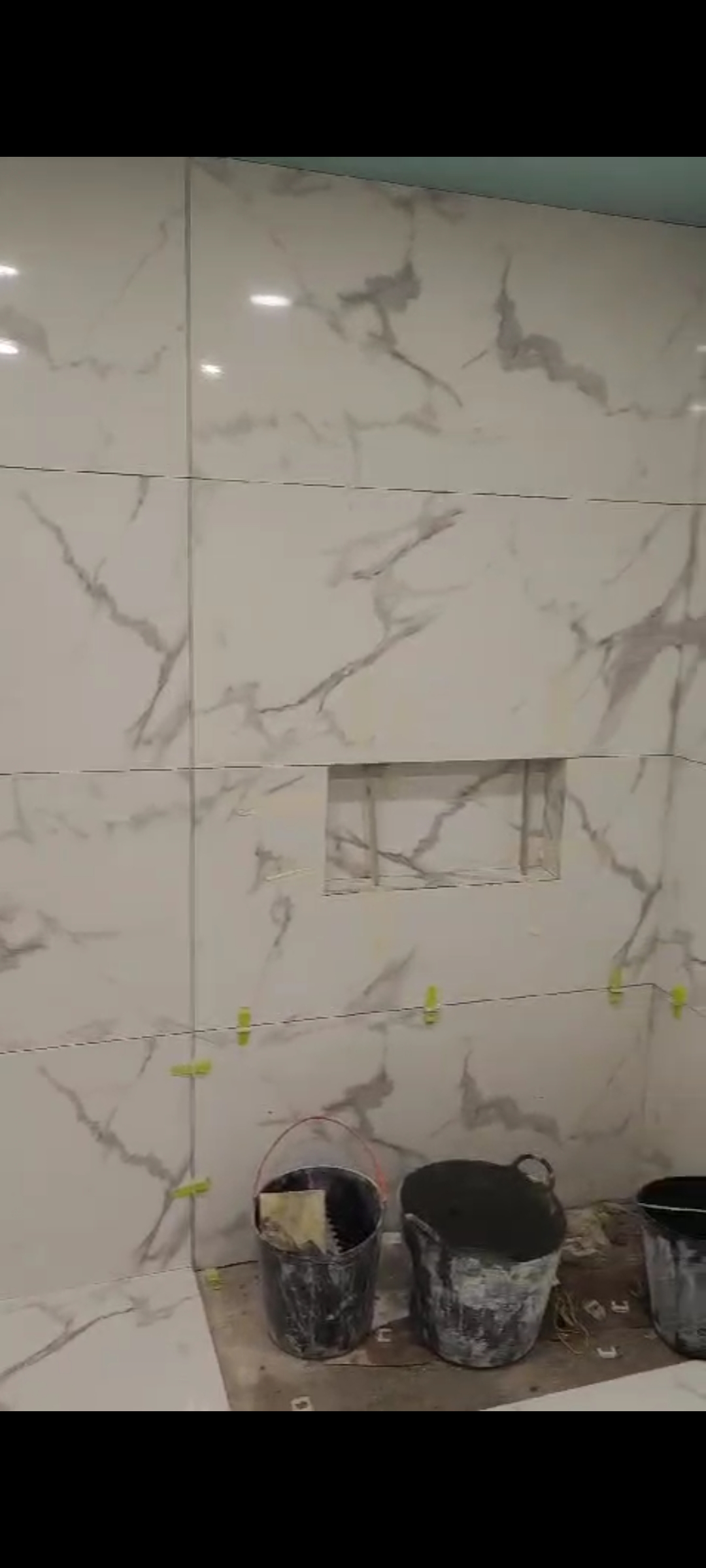 Edifica Remodelações - Loures - Installation d'interrupteurs et de prises