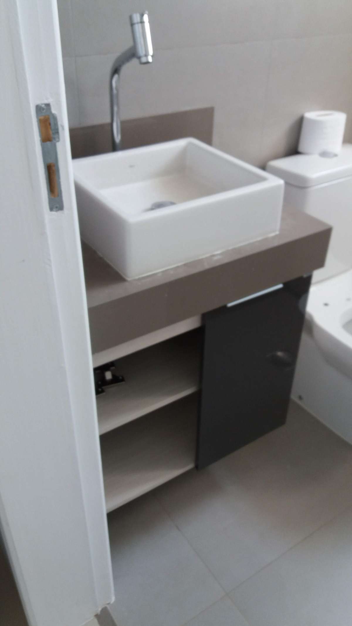 Hugo - Sertã - Stone or Tile Flooring Installation