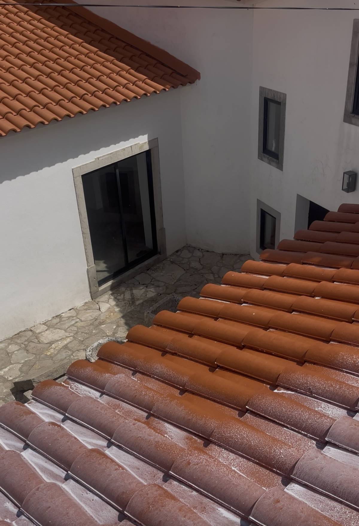 NovaCor - Sobral de Monte Agraço - Reparación de suelos de vinilo o linóleo o reemplazo parcial