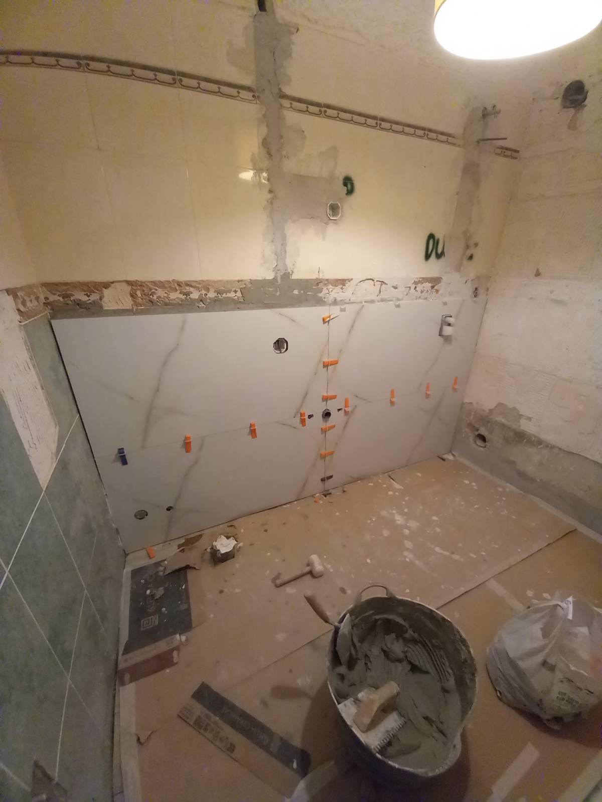 Adrilar remodelação - Odivelas - Instalación de suelos de baldosas o piedras
