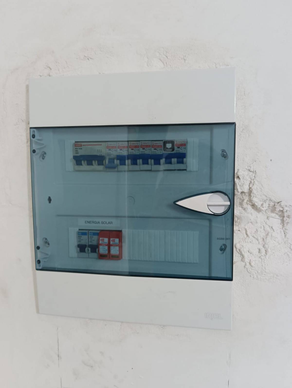 Lirafas Energia - Vila Nova de Gaia - Arranjo de Disjuntor ou Caixa de Fusíveis