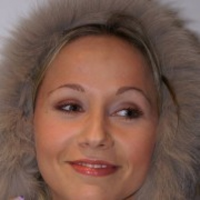 Ioana Florea e Silva Ferreira - Lisboa - Hairdressers and Makeup Artists