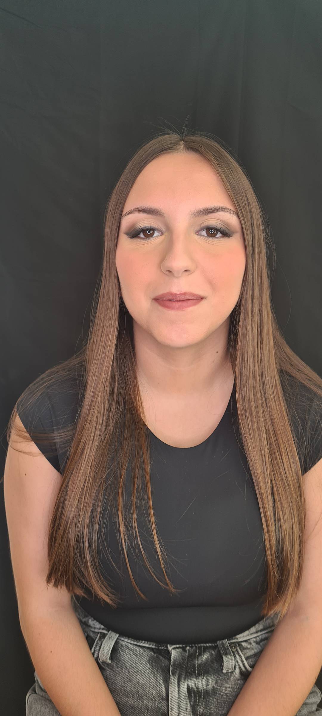 Érica - Almada - Friseure und Make-up Artists