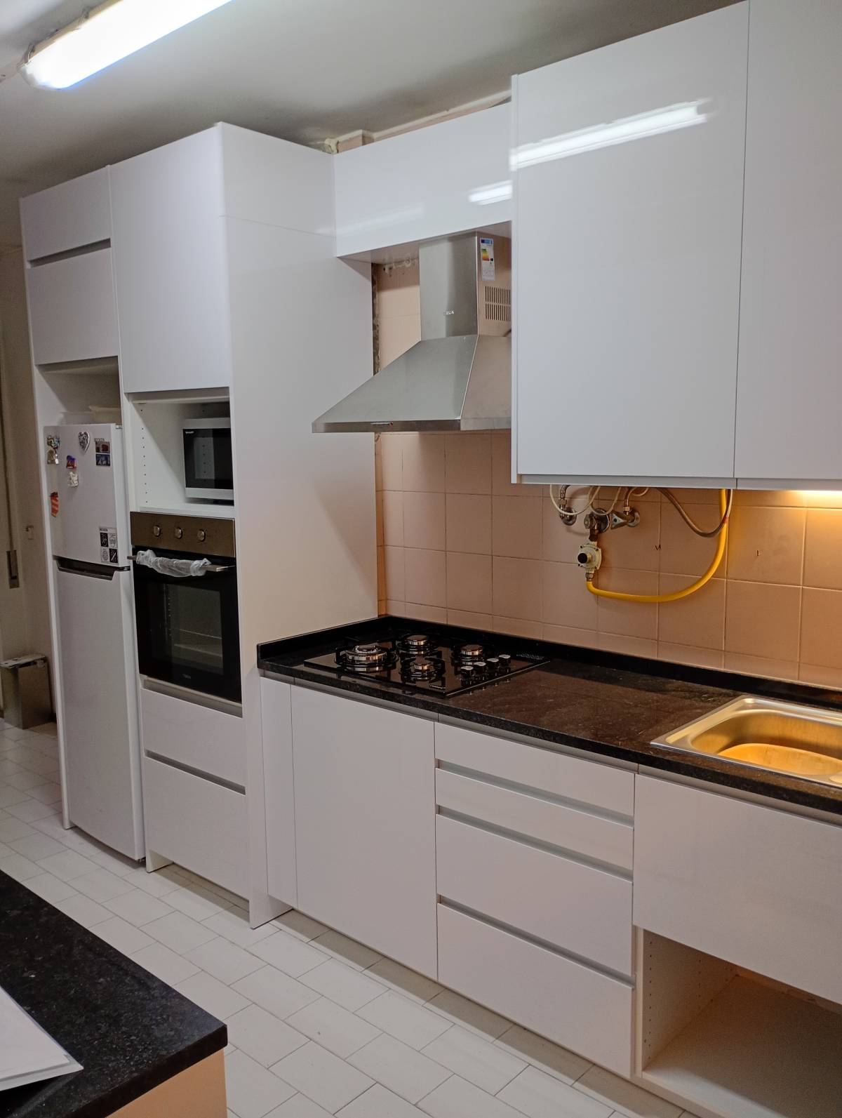 William Sousa - Leiria - Lamp Installation