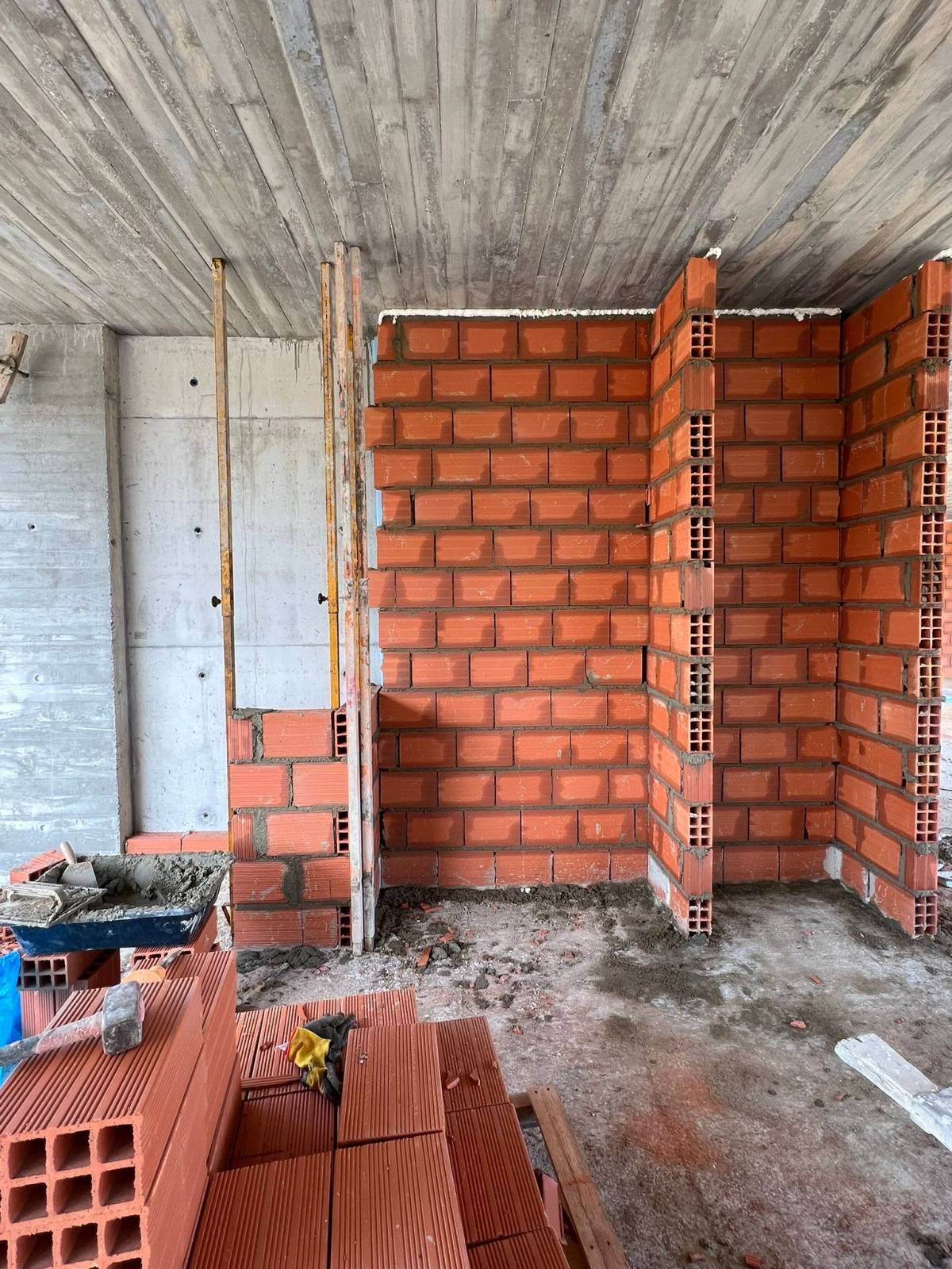 Kaique remodelação - Mafra - Corte de Betão