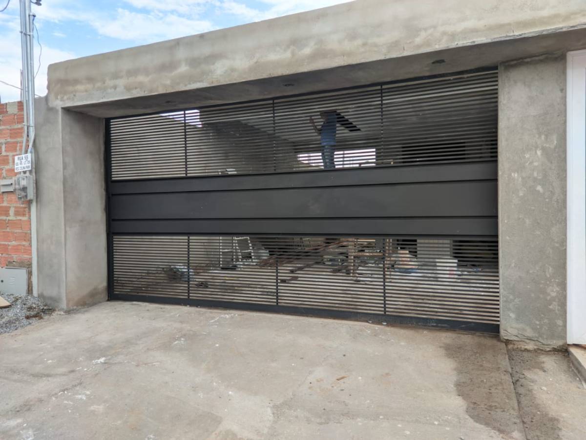 Rodrigo - Soldarts - Sines - Instalação de Porta para Animais de Estimação
