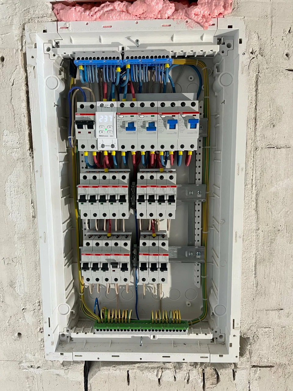EletricistaPro - Dmytro - Santarém - Electrical and Wiring Issues