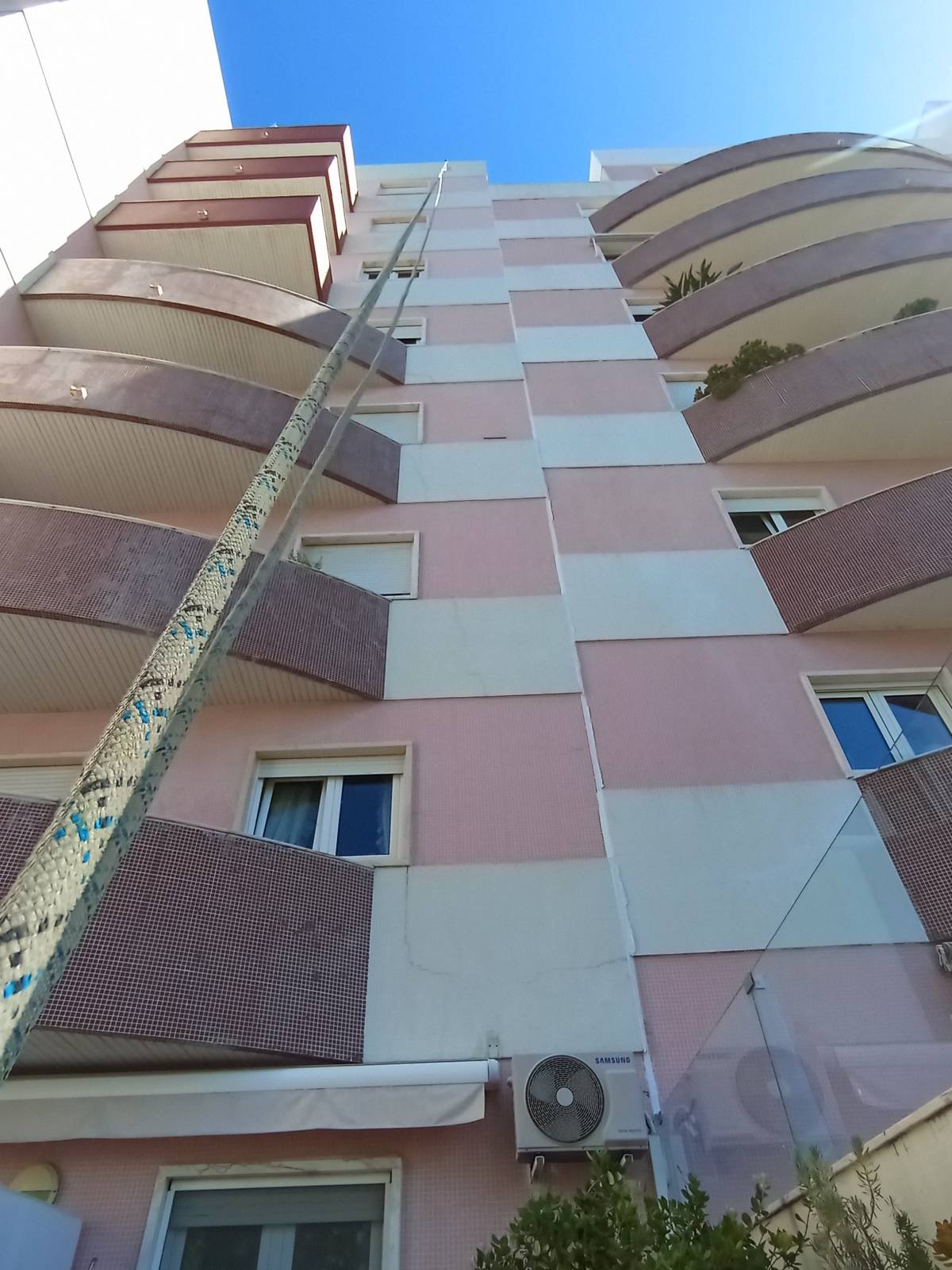 Linhares - Almada - Dryer Vent Installation or Replacement