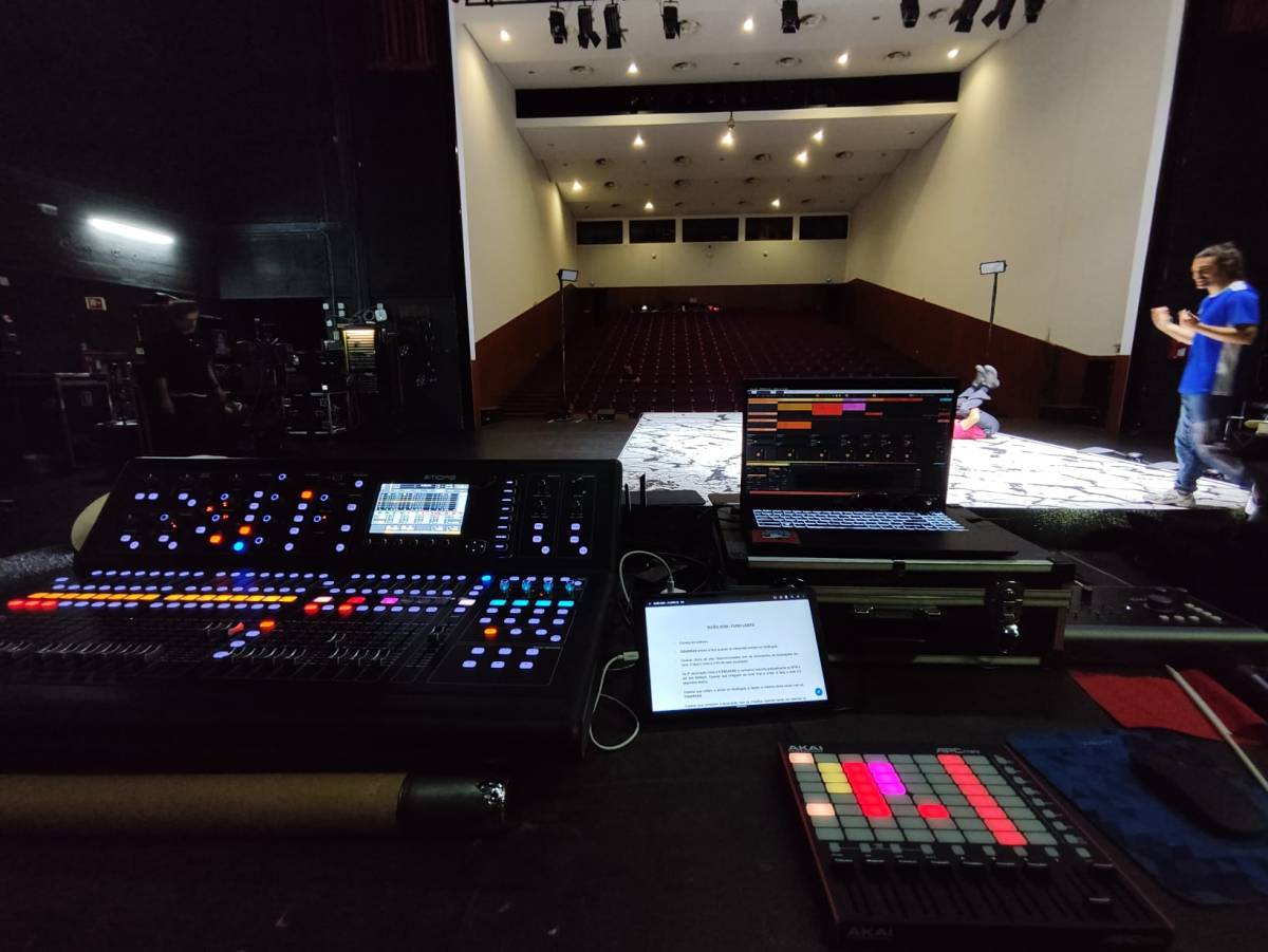 José Afonso Monteiro - Gondomar - Aluguer de Equipamento de Iluminação para Eventos