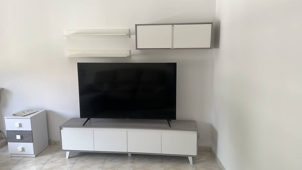 Vinicius - Loures - Montagem de TV