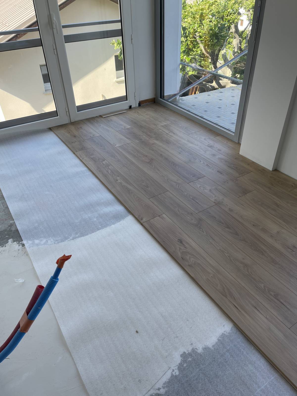 Bracol Remodelações e Construções - Valongo - Instalación de alfombras