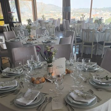 Teresa Teles - Palmela - Wedding MC Services