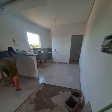 Tiago Souza - Anadia - Tile Repair
