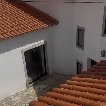 NovaCor - Sobral de Monte Agraço - Reparación de suelos de vinilo o linóleo o reemplazo parcial