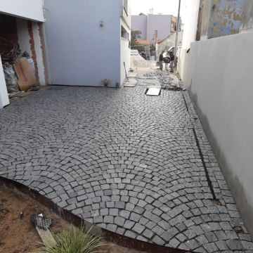JC CALÇADAS - Setúbal - Instalação de Pavimento em Pedra ou Ladrilho