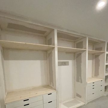 Edson Ferreira - Lagoa - Schrank umbauen