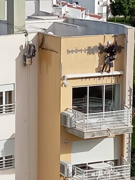 Linhares - Almada - Electrical and Wiring Issues