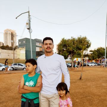 Rodrigo - Soldarts - Sines - Instalação ou Substituição de Portão de Garagem