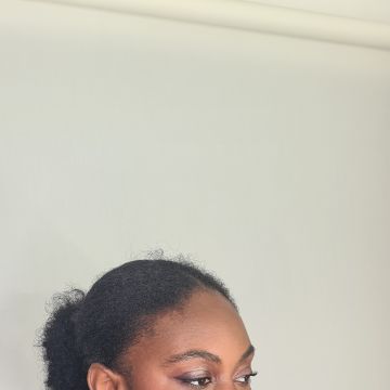 Érica - Almada - Haarstyling für Events