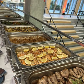 Eliane Medeiros - Lisboa - Catering Service für Firmenessen (Mittagessen)