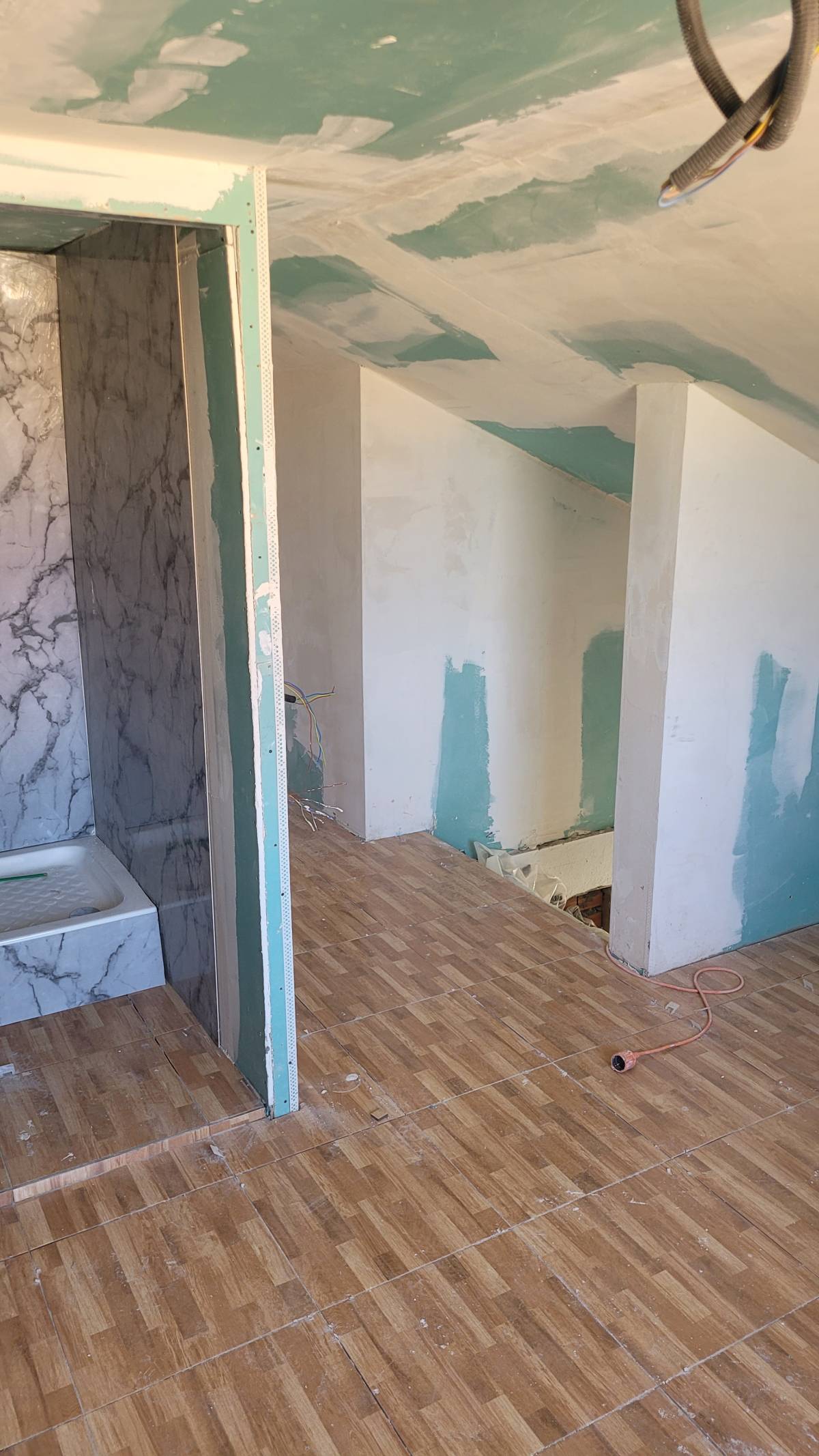 Colinemflecha Unipessoal LDA - Sintra - Reparação e Texturização de Paredes de Pladur