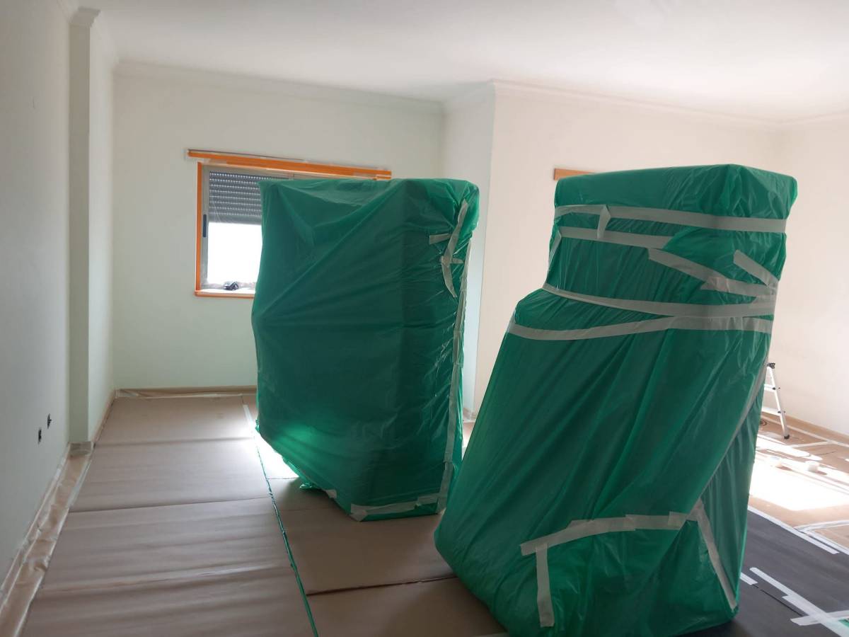 DK Pinturas ( Dmitro) - Vila Nova da Barquinha - Pintura de Interiores