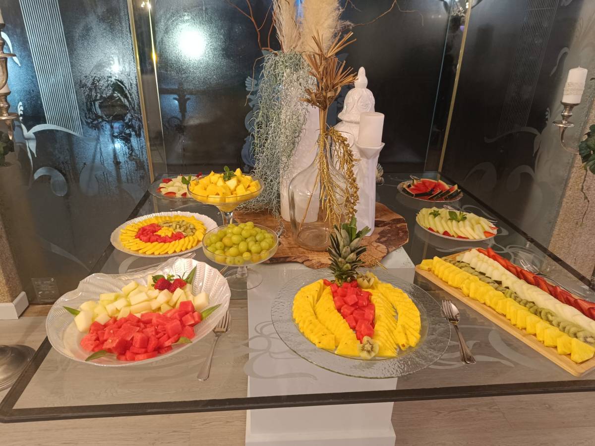 Prestígio Catering - Braga - Event Catering (Komplettservice)