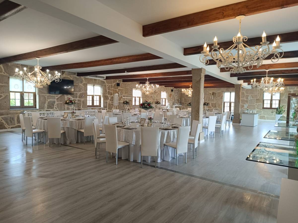 Prestígio Catering - Braga - Catering Service für Firmenessen (Mittagessen)