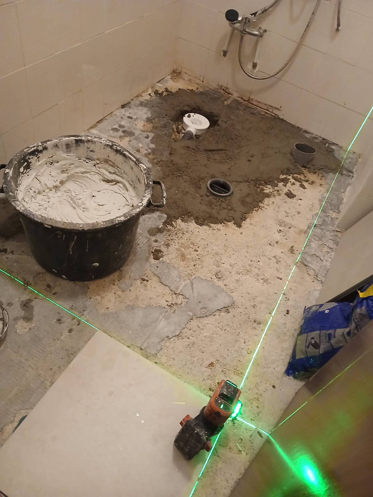 IFerreira.Fix - Pombal - Bodenfliesen verlegen