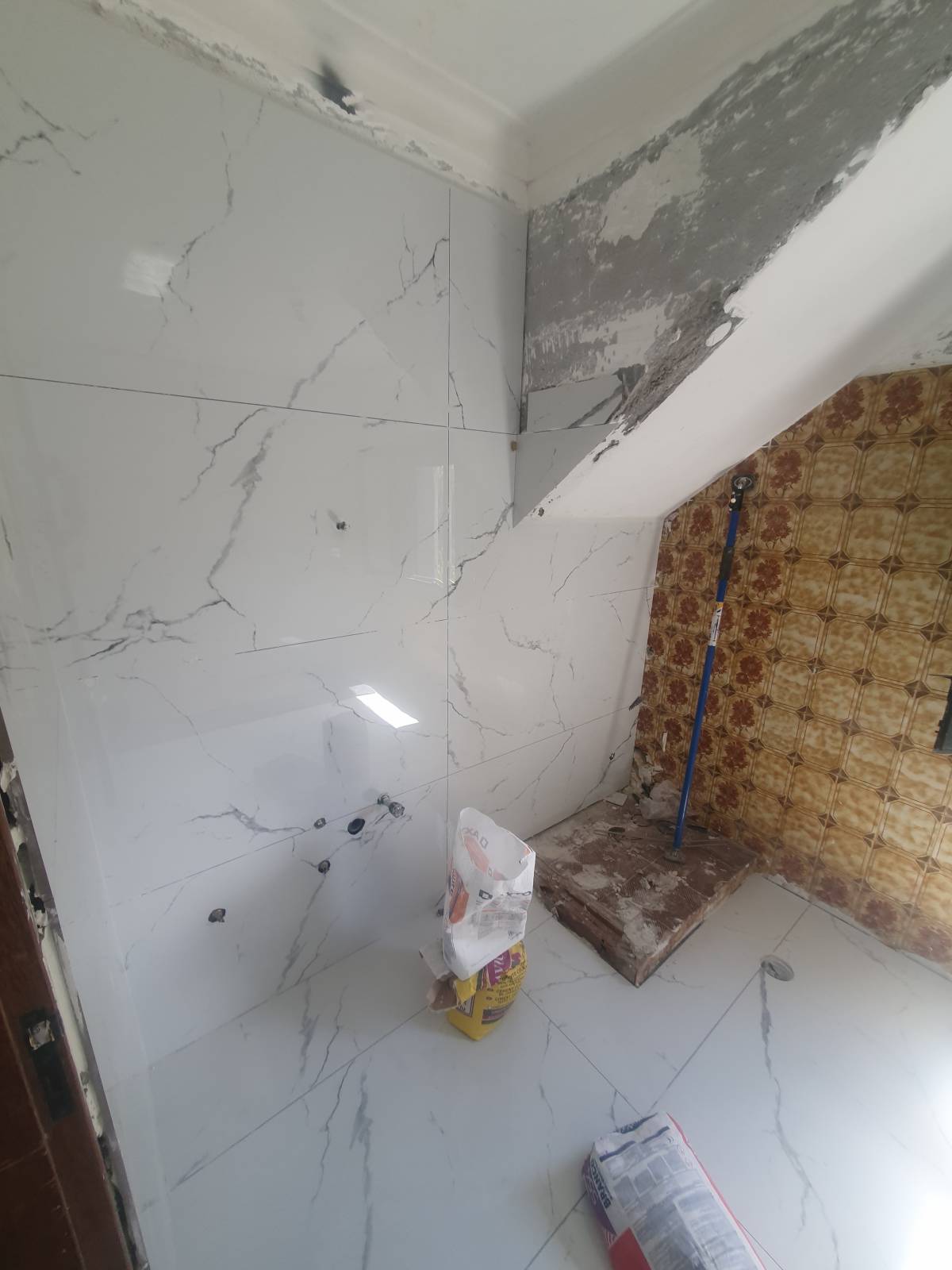 Luserno unipessoal - Barcelos - Drywall Installation and Hanging