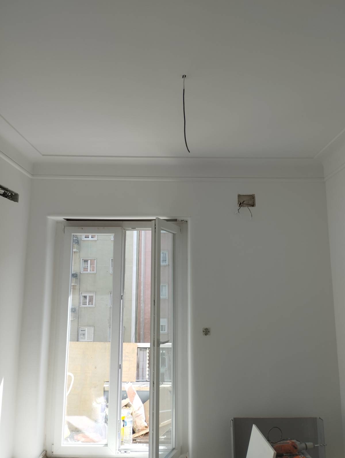 Anowar Molla - Lisboa - Sound Proofing