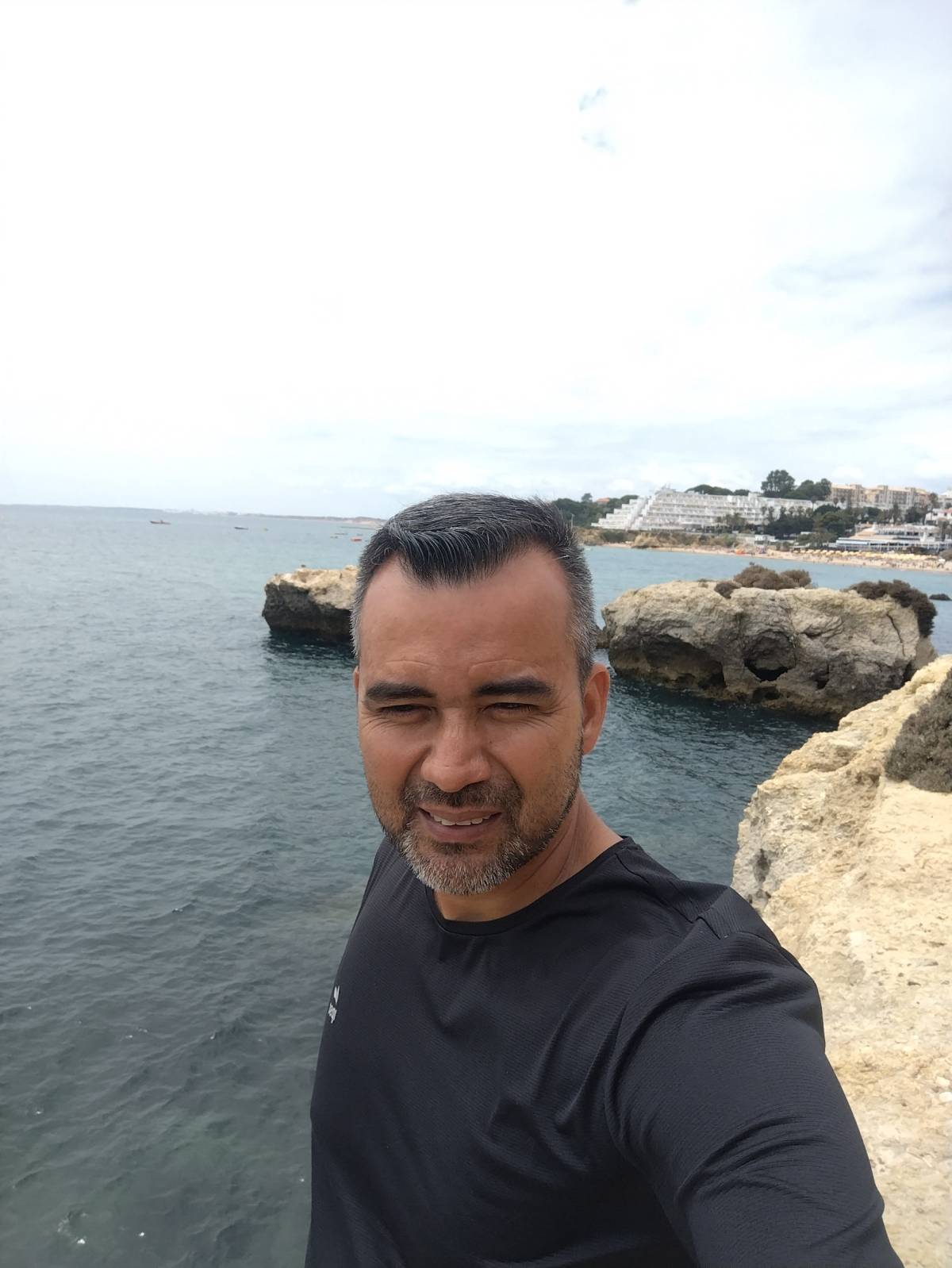 Marcelo carreiro unipessoal LDA - Cascais - Servicios de construcción de albañilería