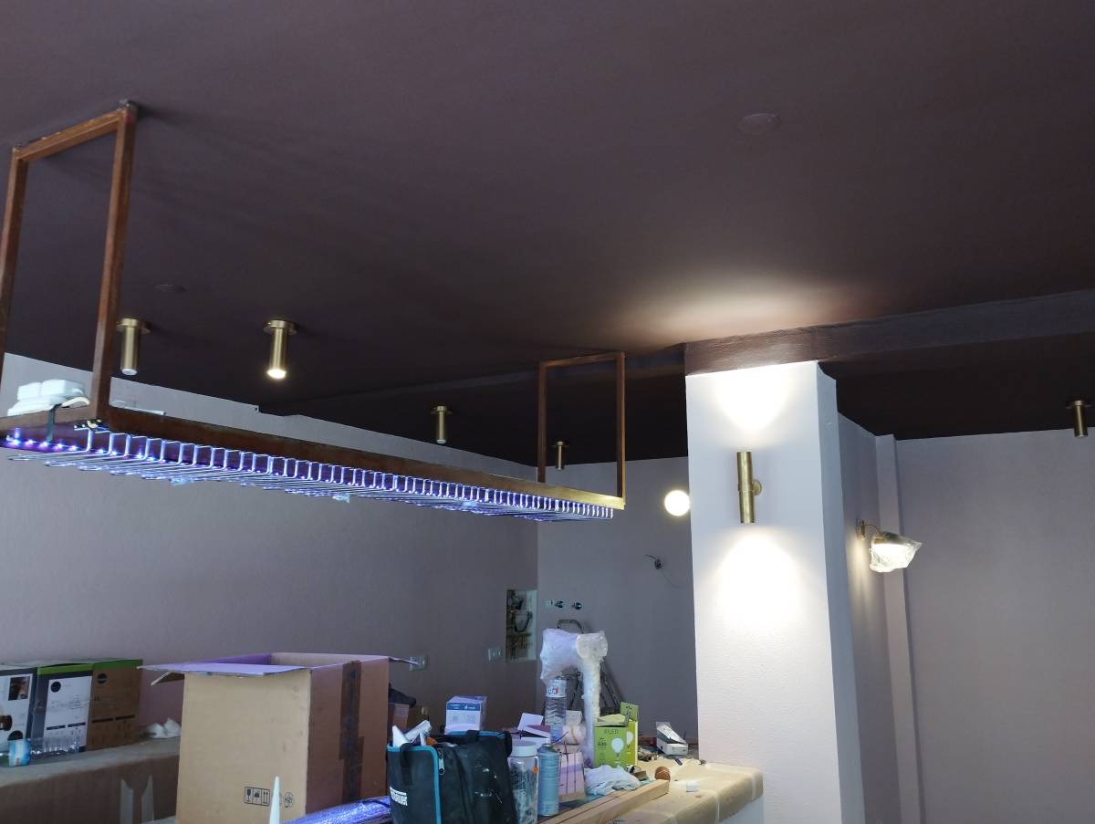 Anowar Molla - Lisboa - Vinyl or Linoleum Repair or Partial Replacement