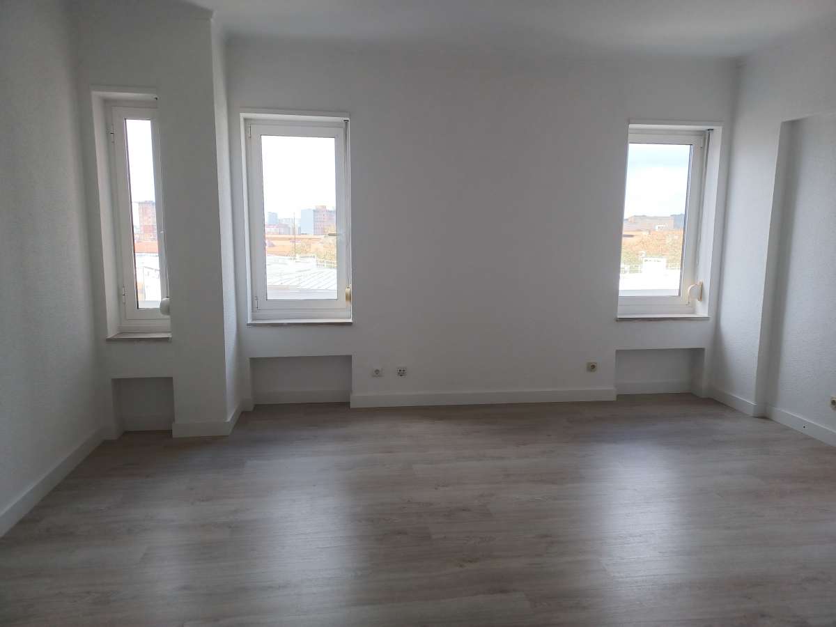 Tres mundos service unipessoal lda - Loures - Painting