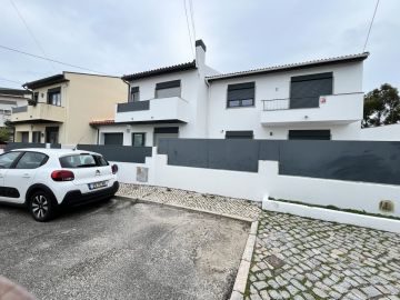 O Pintor - Seixal - Railing Repair