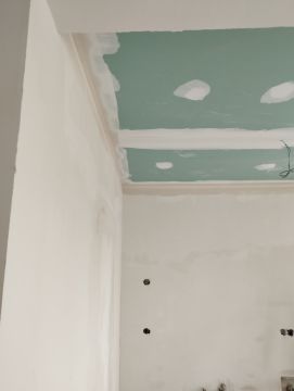 Anowar Molla - Lisboa - Attic Remodel
