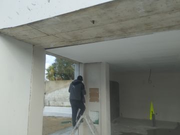 Anowar Molla - Lisboa - Tile Repair