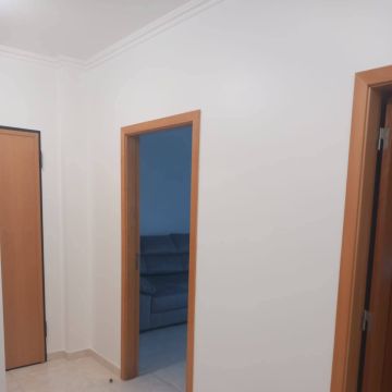 DK Pinturas ( Dmitro) - Vila Nova da Barquinha - Pintura de Portas