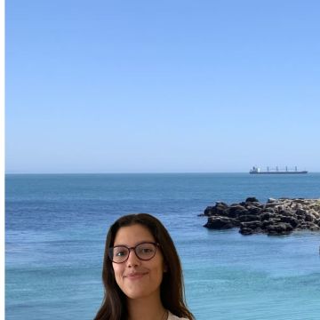 Sofia Castro - Cascais - Cata de vinos y enoturismo
