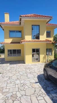 Colinemflecha Unipessoal LDA - Sintra - Nivelamento de Superfícies em Betão