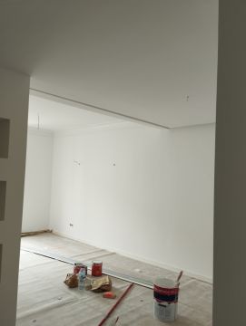 Anowar Molla - Lisboa - Modular Home Construction