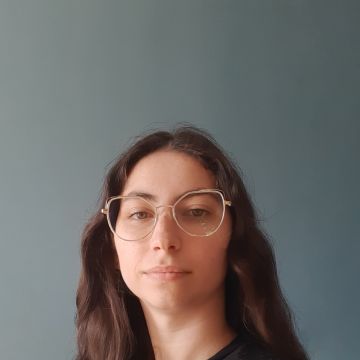 Mablue aka Joana - Odivelas - Schrank umbauen