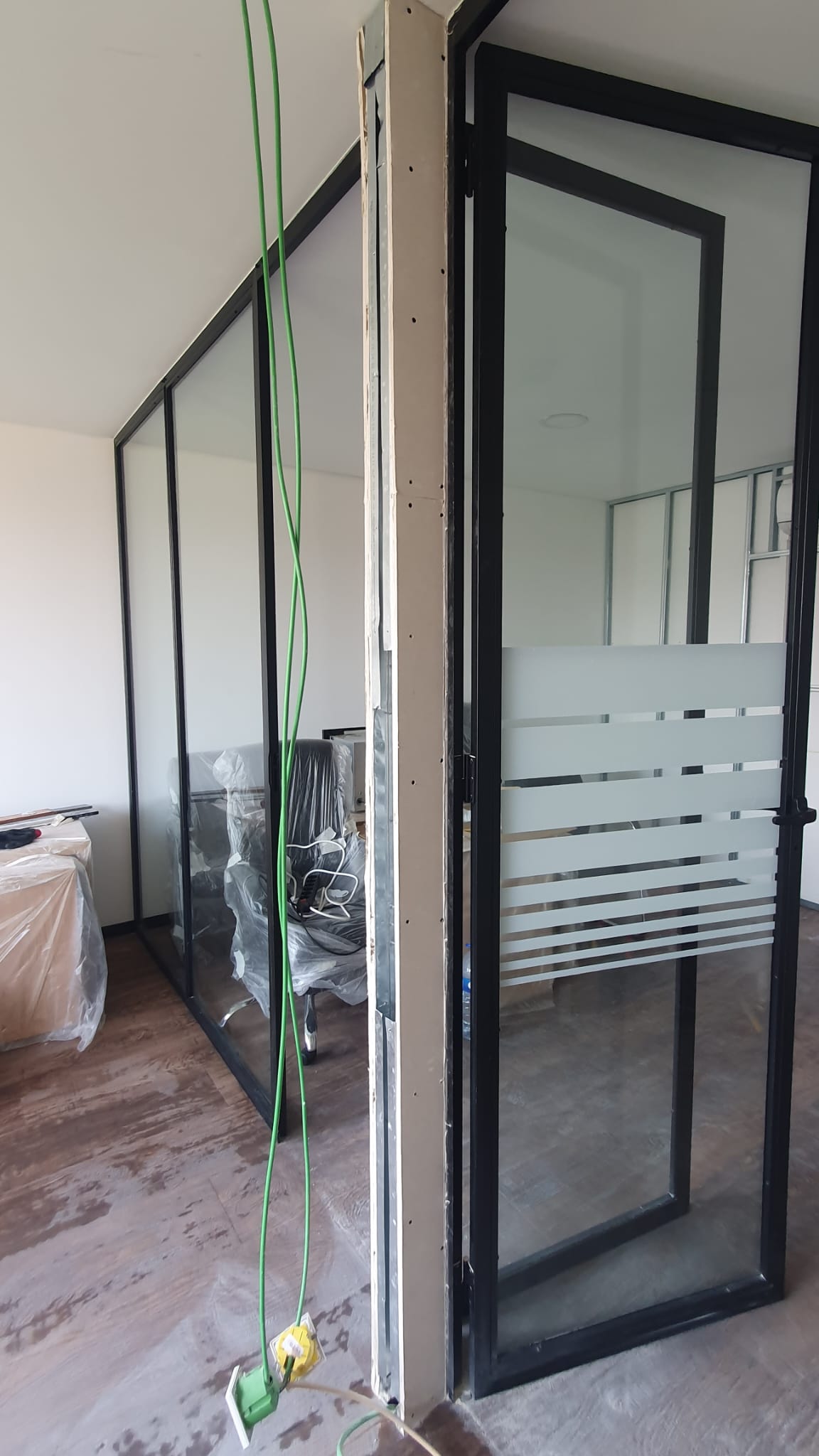Só Pinturas - Porto - Siding Installation, Repair, or Removal