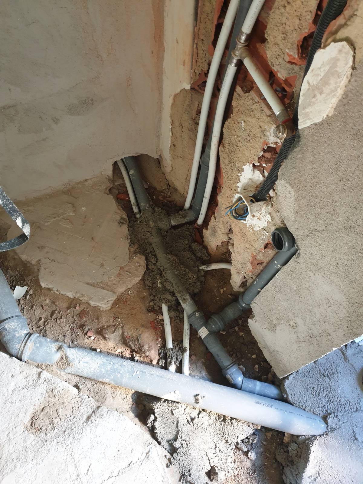 Casa do pai Remodelações - Sintra - Instalação ou Substituição de Telhado