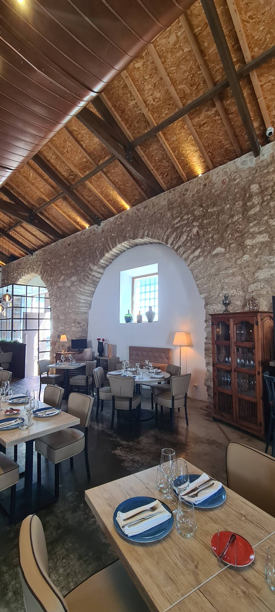 M&N Remodelações em Geral - Faro - Revestimento de Parede em Madeira
