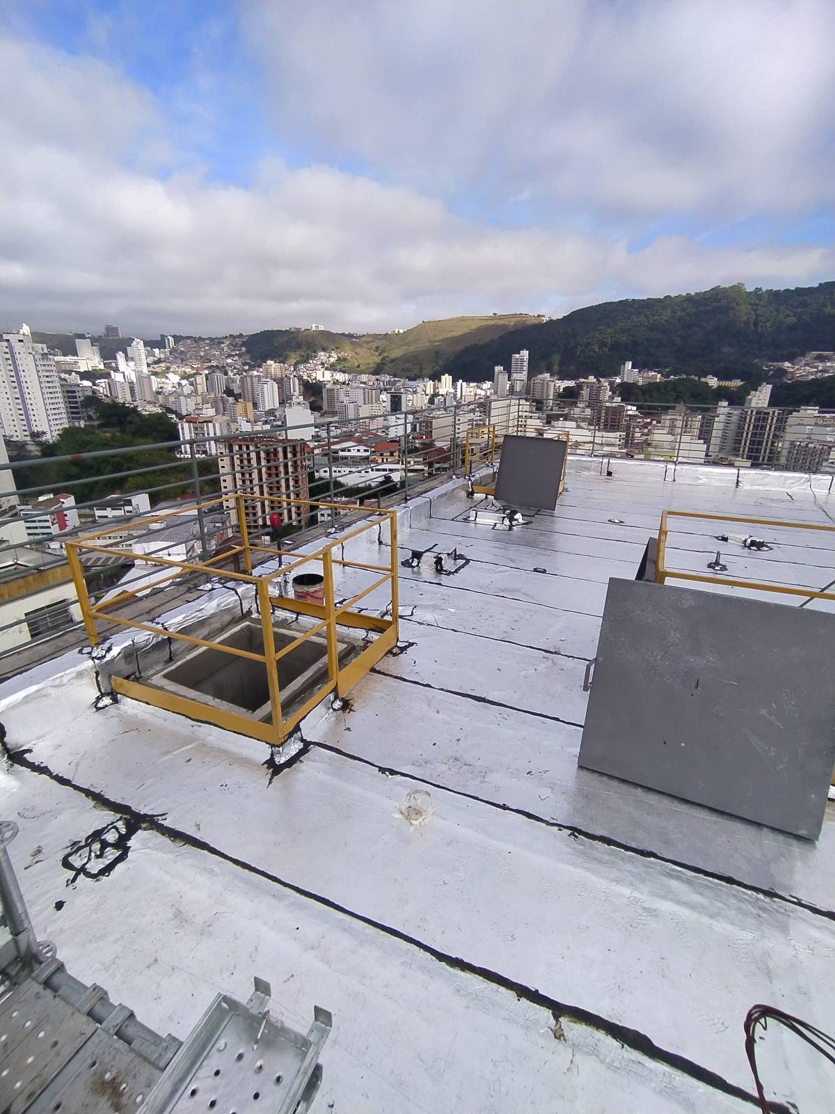 Henrique Martins HR soluções e impermeabilização - Santa Maria da Feira - Reparaciones de armarios