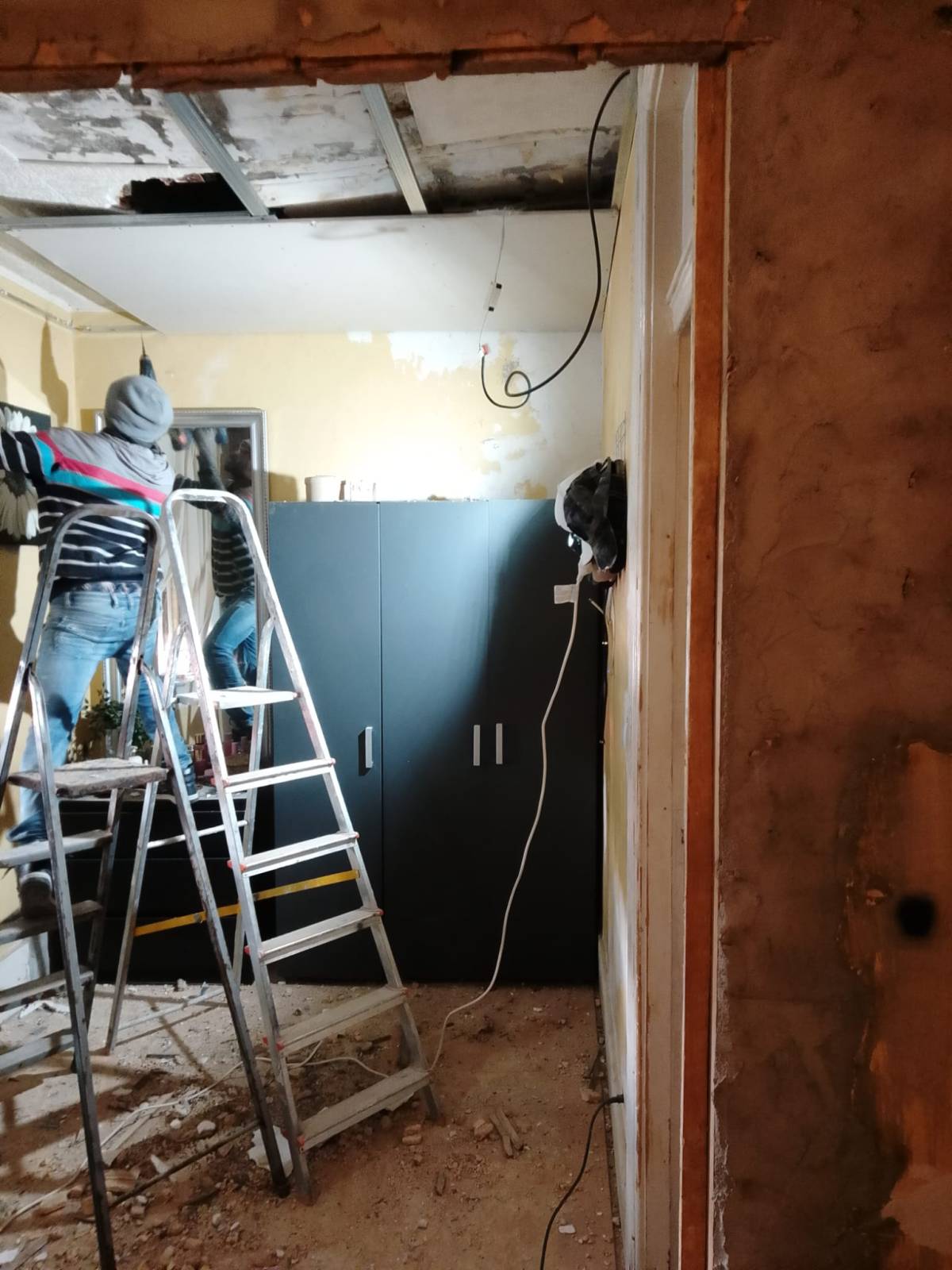 DCA CONSTRUÇÕES - Vila Nova de Gaia - Instalación, reparación o eliminación de revestimientos