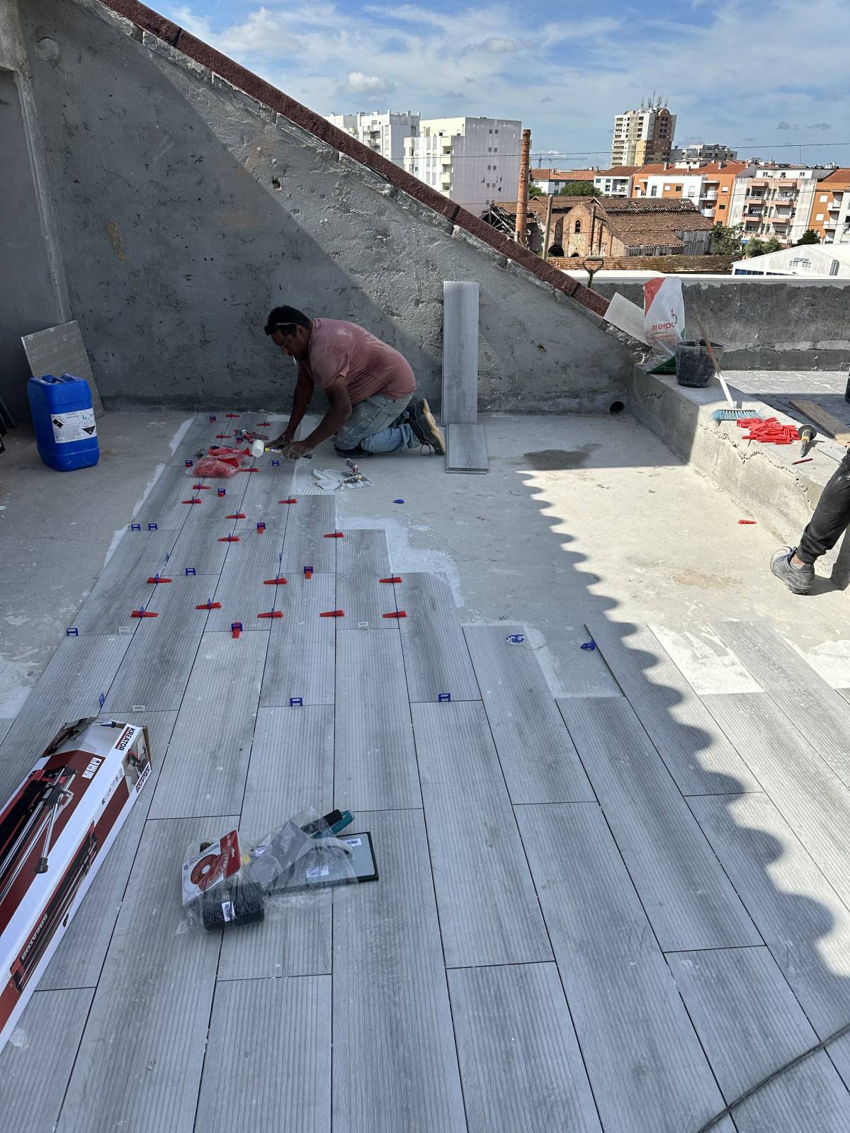 Cervantes remodelações - Portimão - Reparación de puertas de garaje
